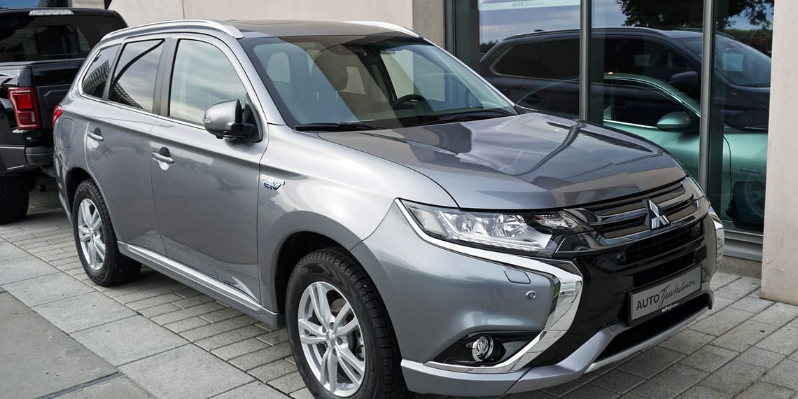 coches híbridos enchufables (PHEV)