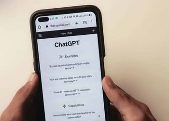 ChatGPT a WhatsApp
