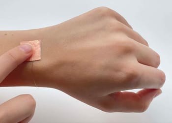 El futuro de los wearables: tejidos que generan electricidad con la fricción
