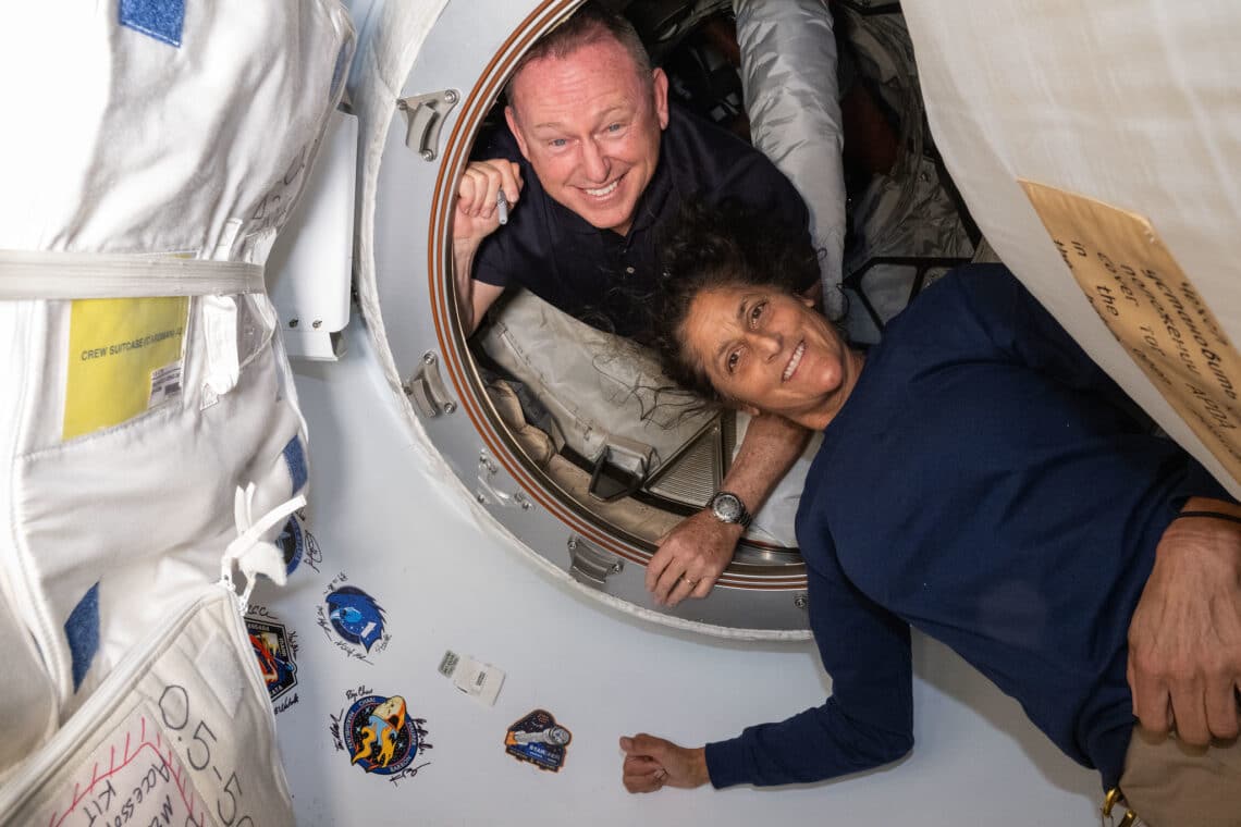 Suni Williams y Butch Wilmore astronautas atrapados en el espacio