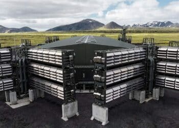 Planta de CCUS que transforma CO₂ capturado en combustible sintético